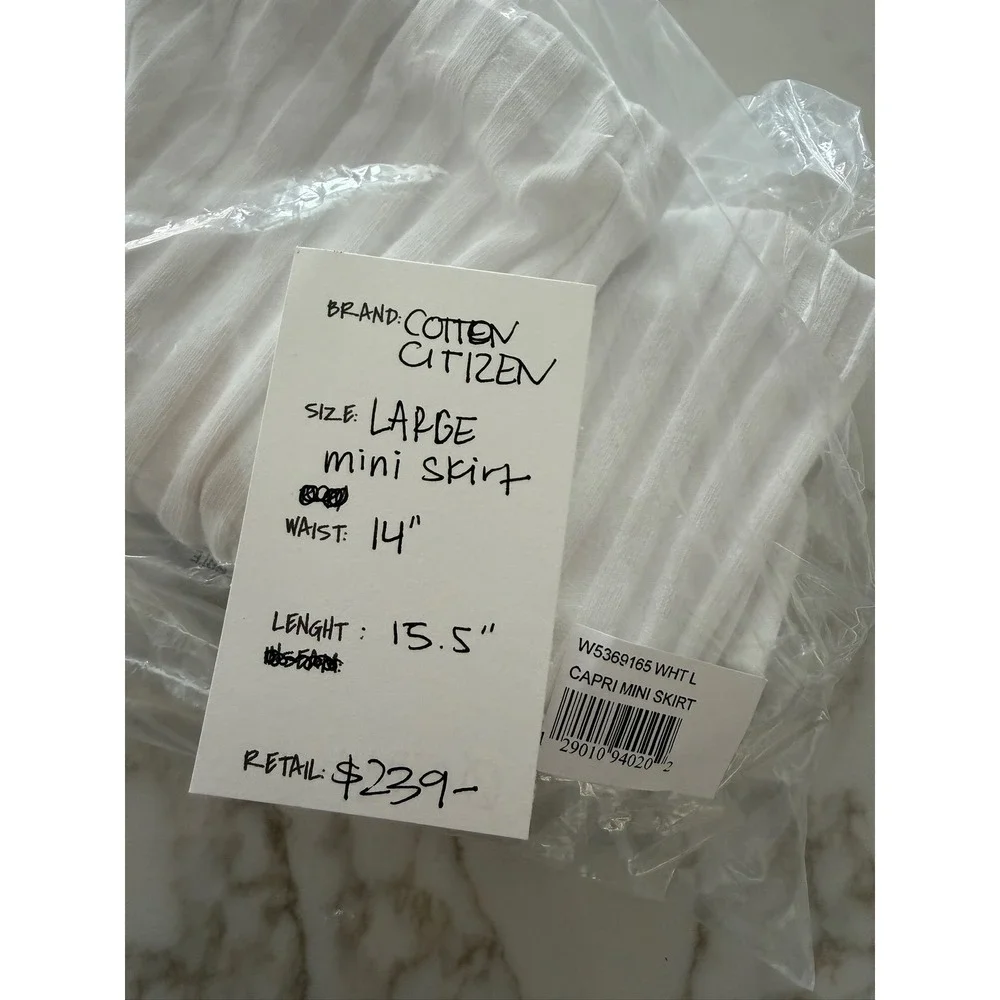 NWOT Cotton‎ Citizen Capri Mini Skirt White Ribbed Stretch Cotton Size L
